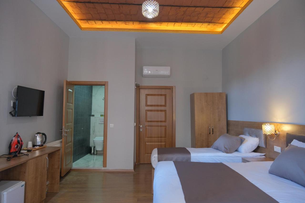 Adamantides Hotel อิสตันบูล ภายนอก รูปภาพ